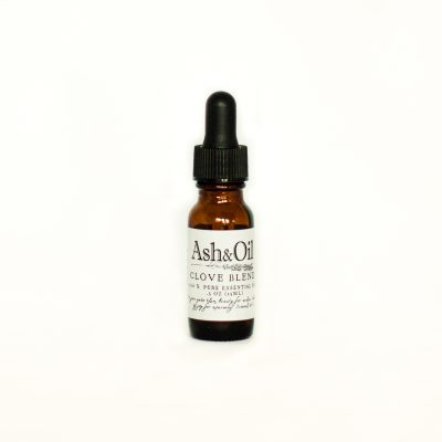 ash&oil clove blend essential oil in 15 ml amber dropper bottle